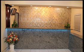 Texas Inn & Suites Mcallen At La Plaza Mall And Airport